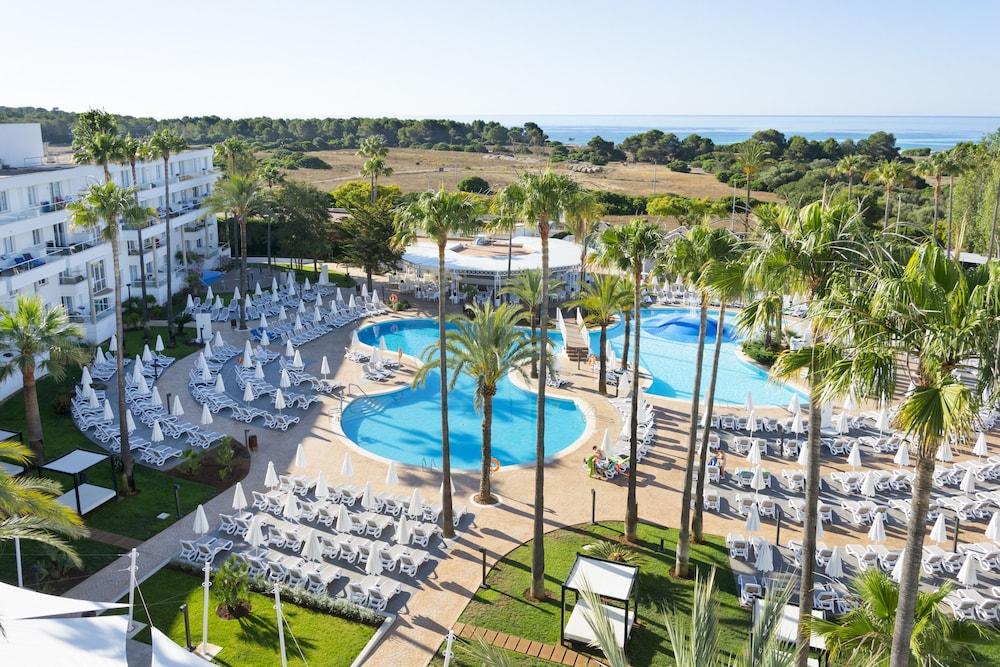 Hotel Protur Vista Badia à Sa Coma  Extérieur photo