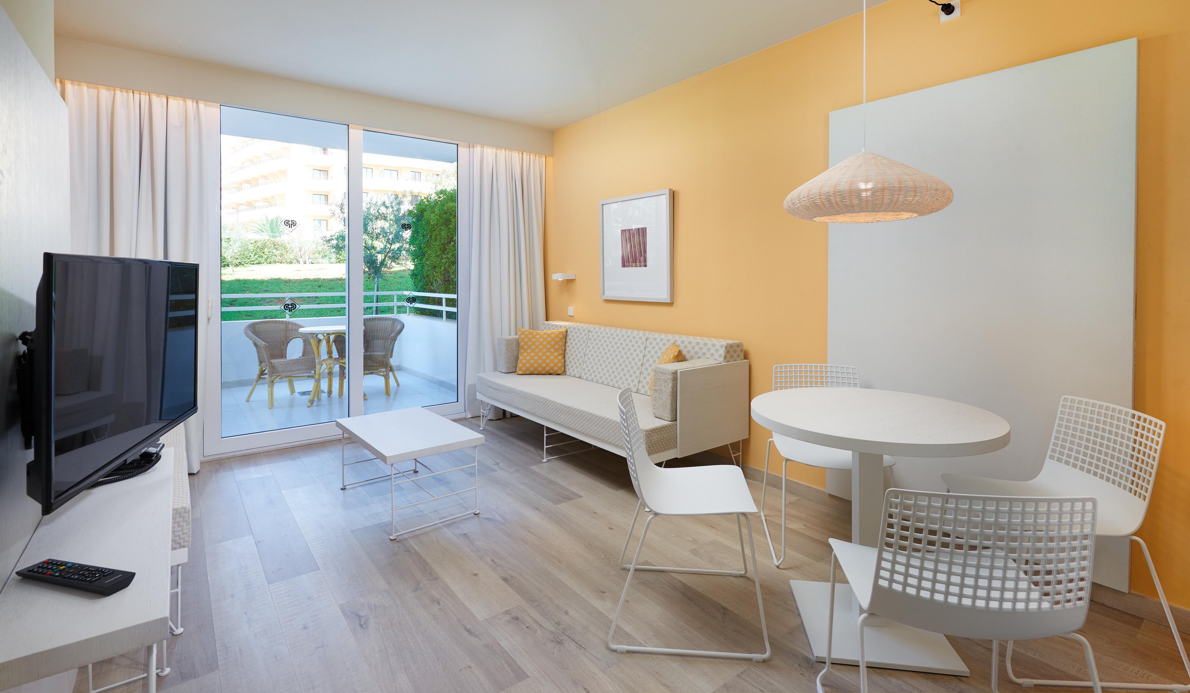 Hotel Protur Vista Badia à Sa Coma  Extérieur photo
